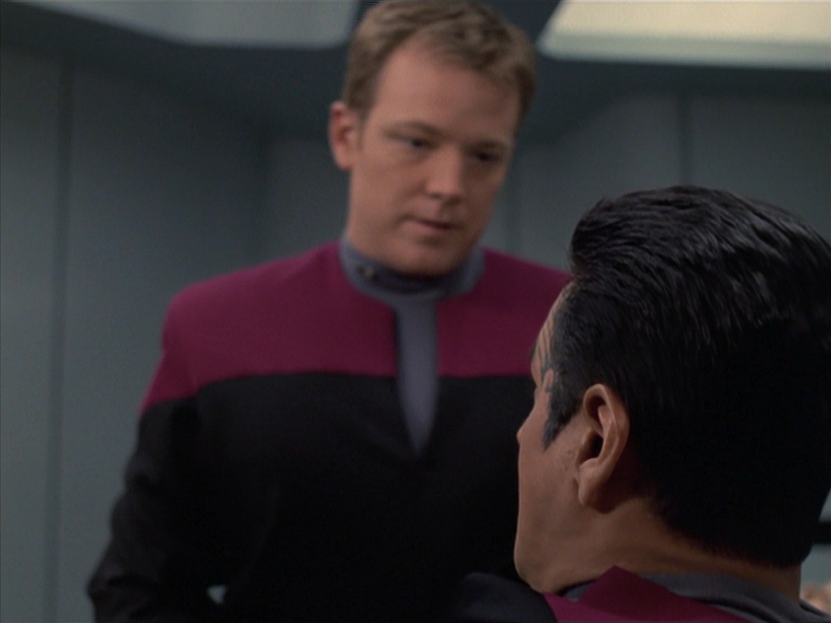 extant_StarTrek_VOY_7x04-Repression_2279.jpg