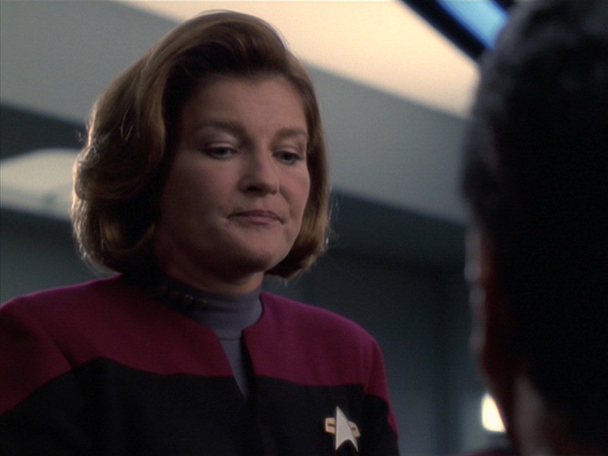 extant_StarTrek_VOY_7x04-Repression_2292.jpg