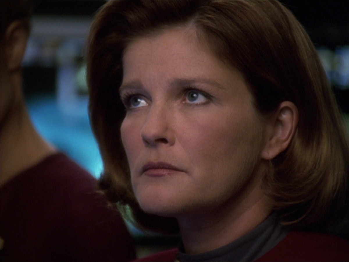 extant_StarTrek_VOY_7x04-Repression_2358.jpg