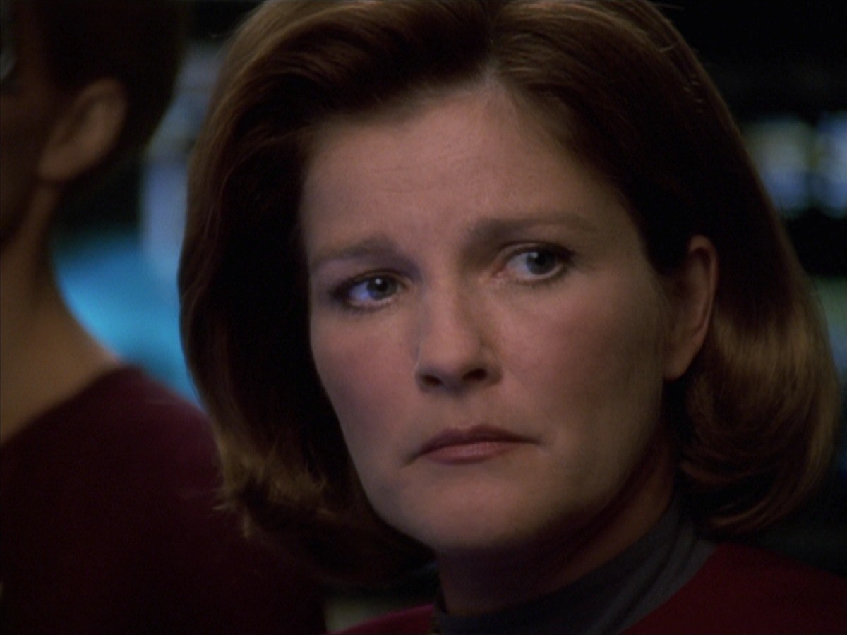 extant_StarTrek_VOY_7x04-Repression_2360.jpg