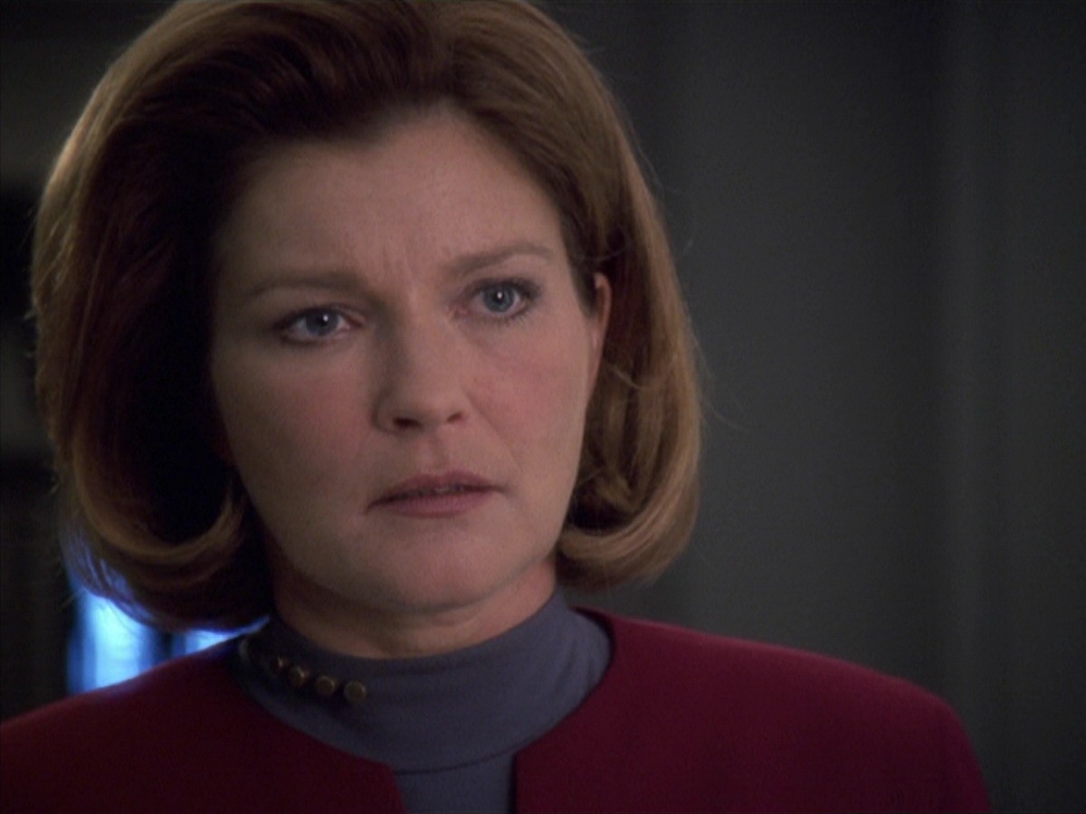 extant_StarTrek_VOY_7x04-Repression_2505.jpg