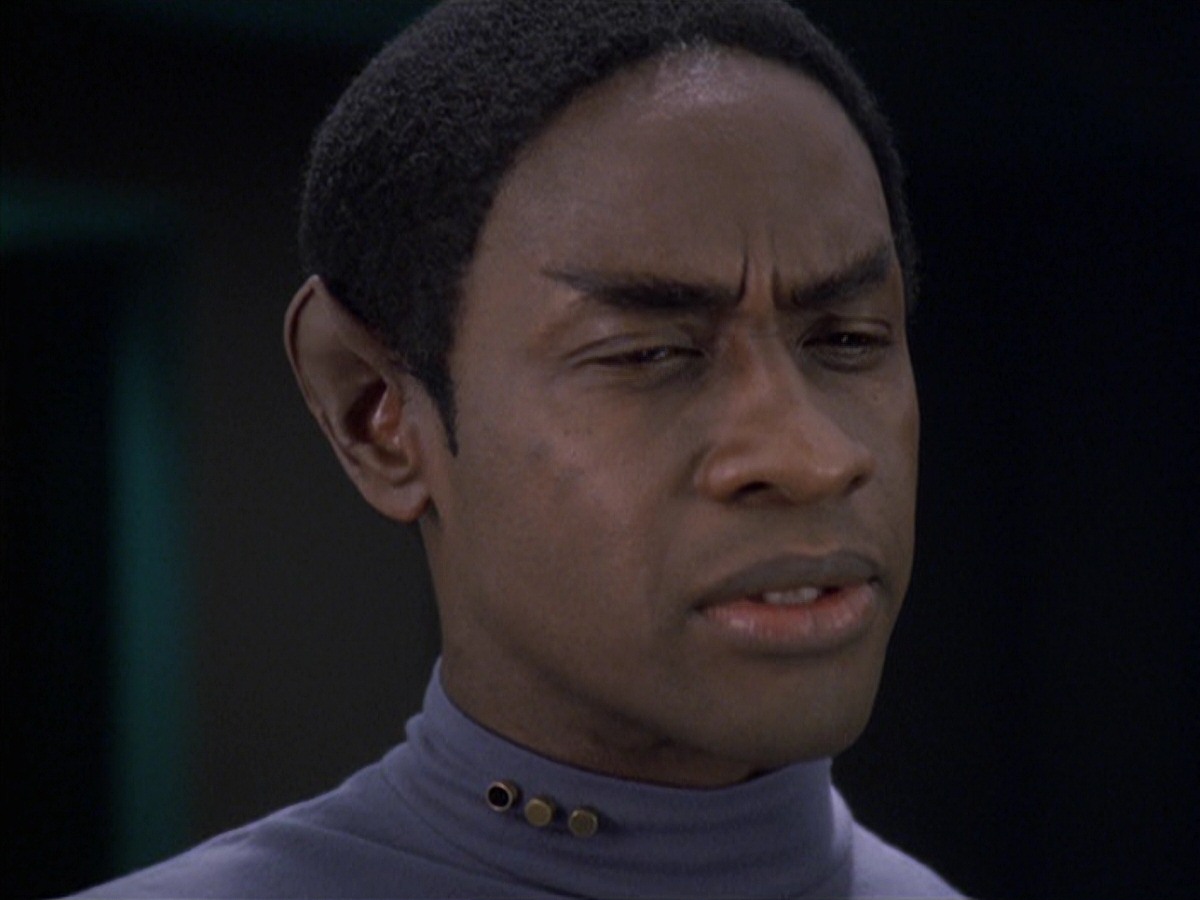 extant_StarTrek_VOY_7x04-Repression_2511.jpg