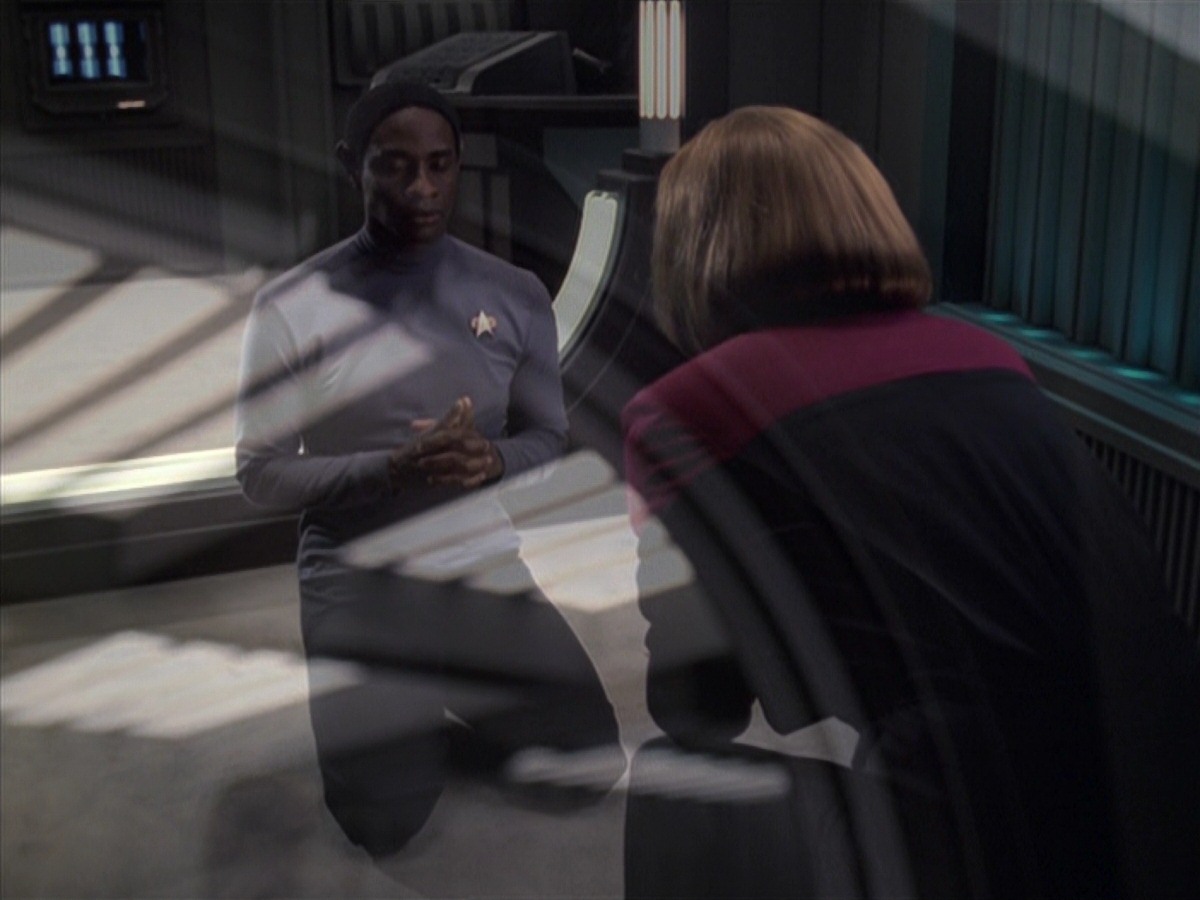 extant_StarTrek_VOY_7x04-Repression_2618.jpg