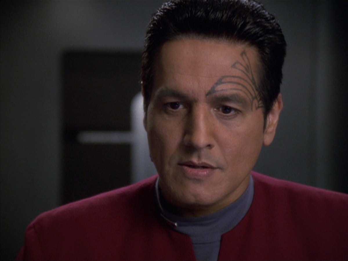 extant_StarTrek_VOY_7x04-Repression_2805.jpg
