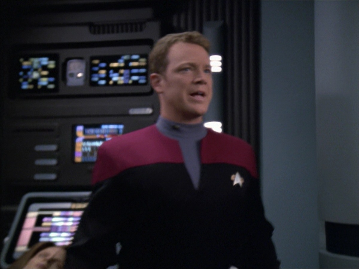 extant_StarTrek_VOY_7x04-Repression_2906.jpg