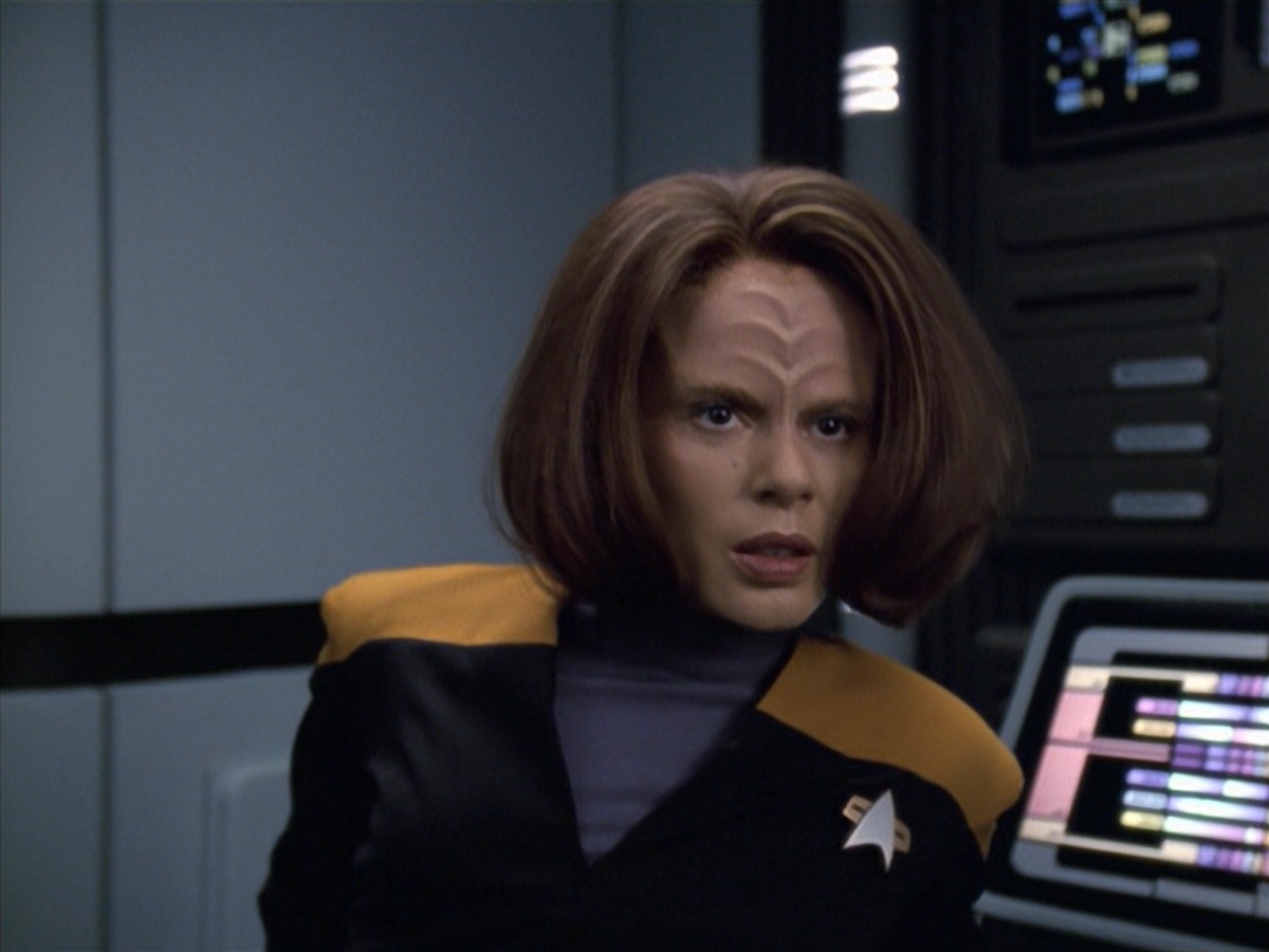 extant_StarTrek_VOY_7x04-Repression_2921.jpg
