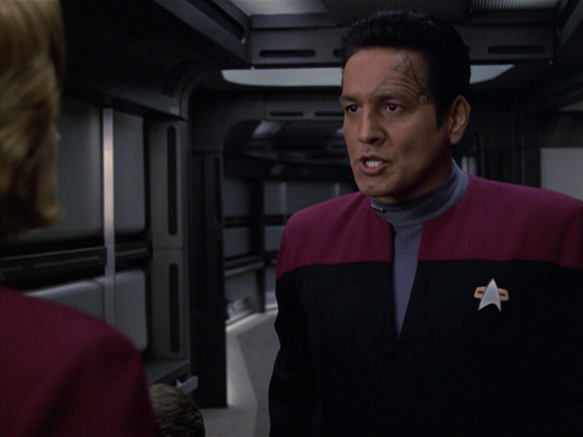 extant_StarTrek_VOY_7x04-Repression_3035.jpg