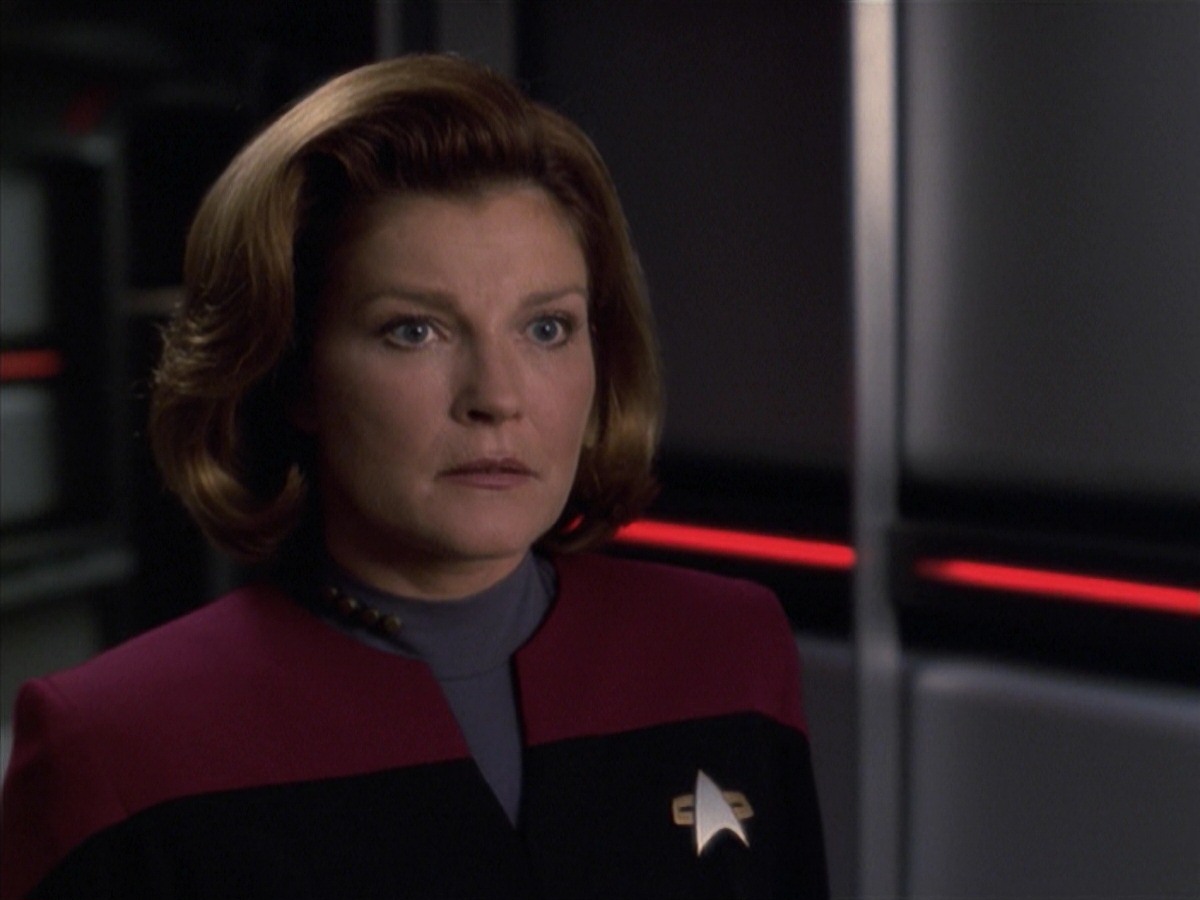 extant_StarTrek_VOY_7x04-Repression_3039.jpg