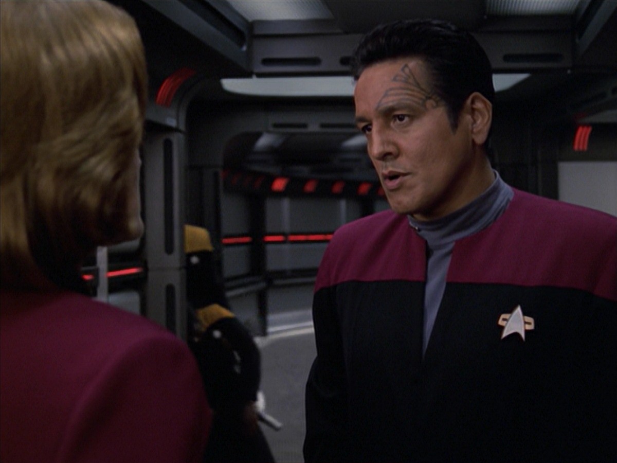 extant_StarTrek_VOY_7x04-Repression_3040.jpg