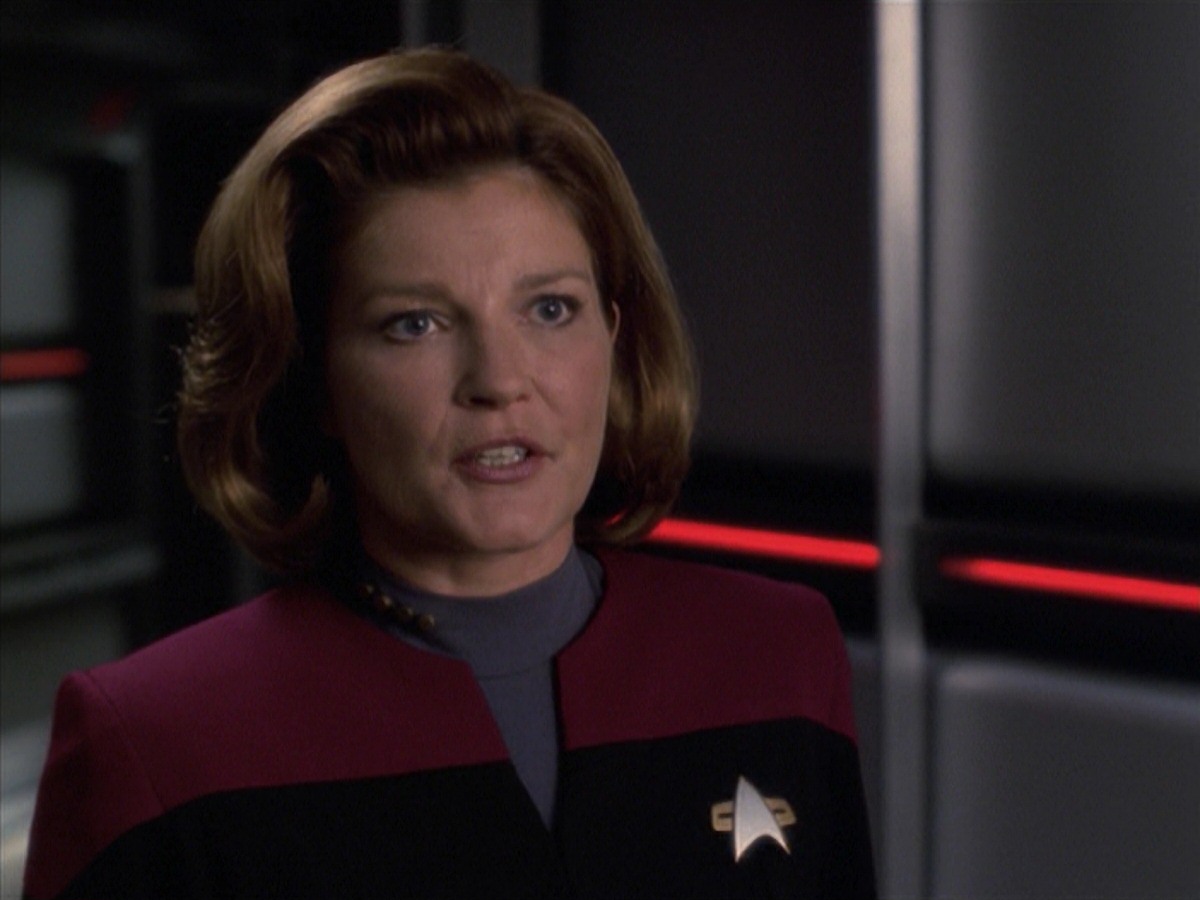 extant_StarTrek_VOY_7x04-Repression_3057.jpg