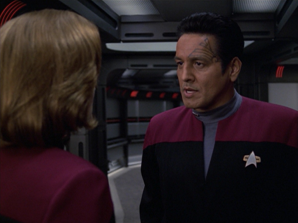 extant_StarTrek_VOY_7x04-Repression_3061.jpg