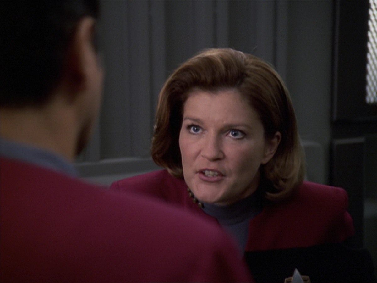 extant_StarTrek_VOY_7x04-Repression_3092.jpg