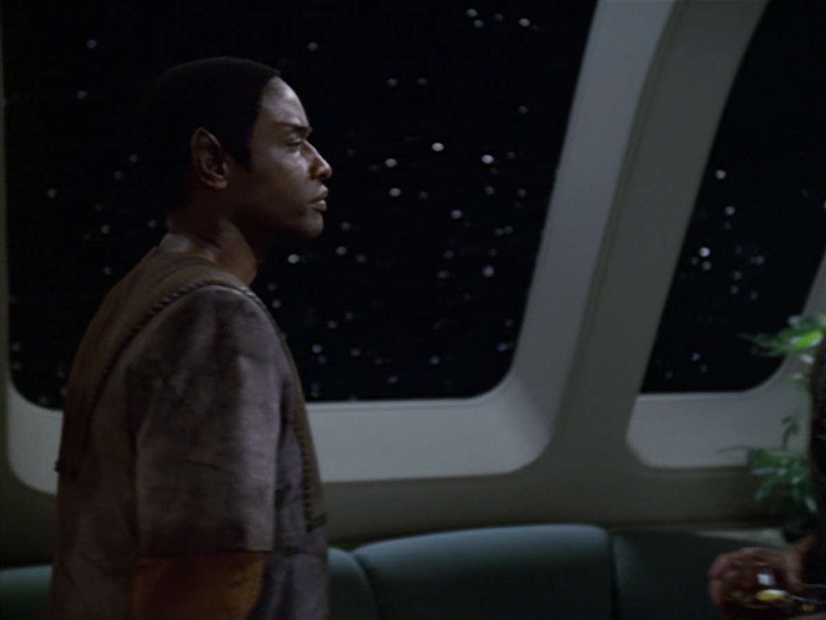 extant_StarTrek_VOY_7x04-Repression_3178.jpg