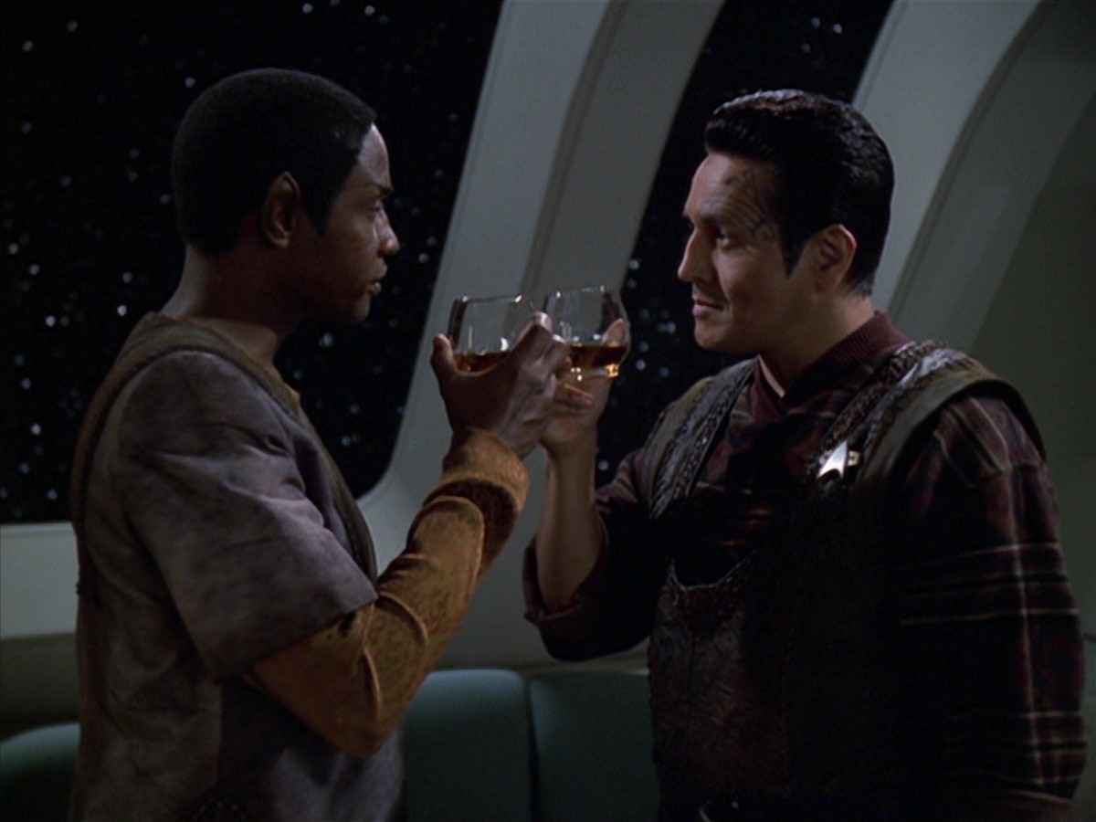 extant_StarTrek_VOY_7x04-Repression_3199.jpg