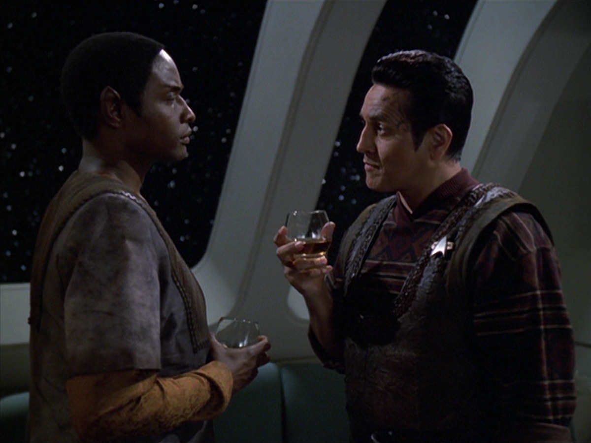 extant_StarTrek_VOY_7x04-Repression_3210.jpg