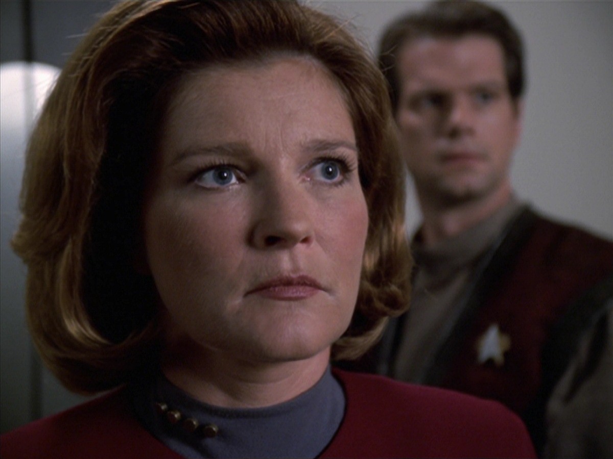 extant_StarTrek_VOY_7x04-Repression_3324.jpg