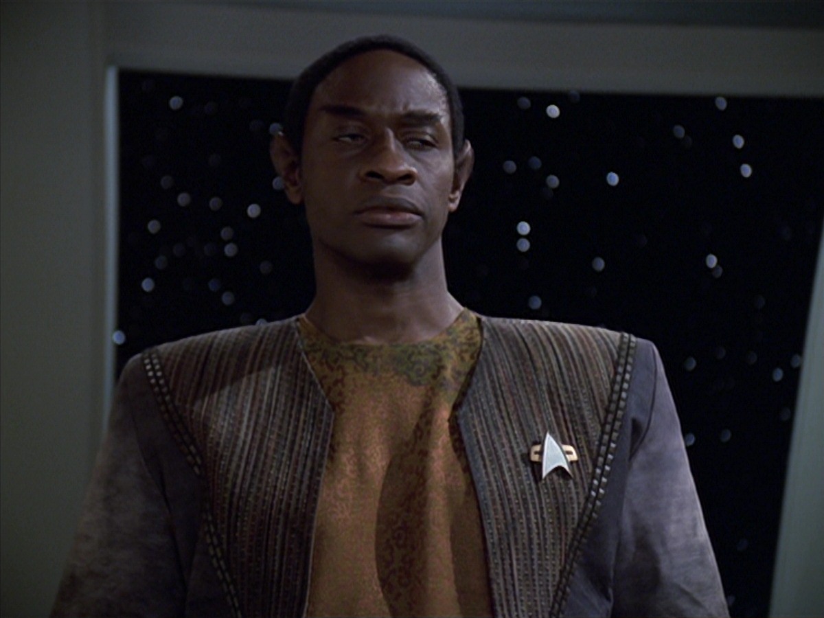 extant_StarTrek_VOY_7x04-Repression_3365.jpg