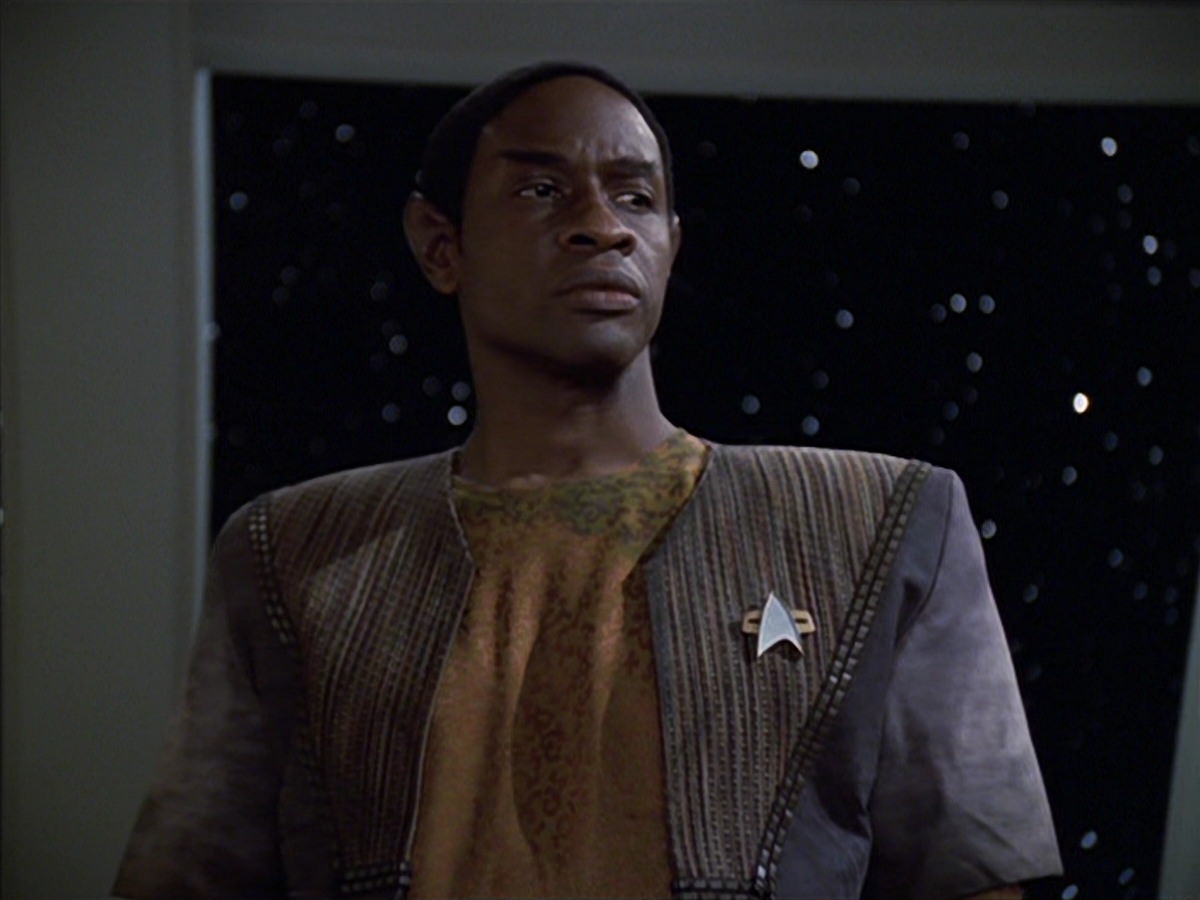 extant_StarTrek_VOY_7x04-Repression_3379.jpg