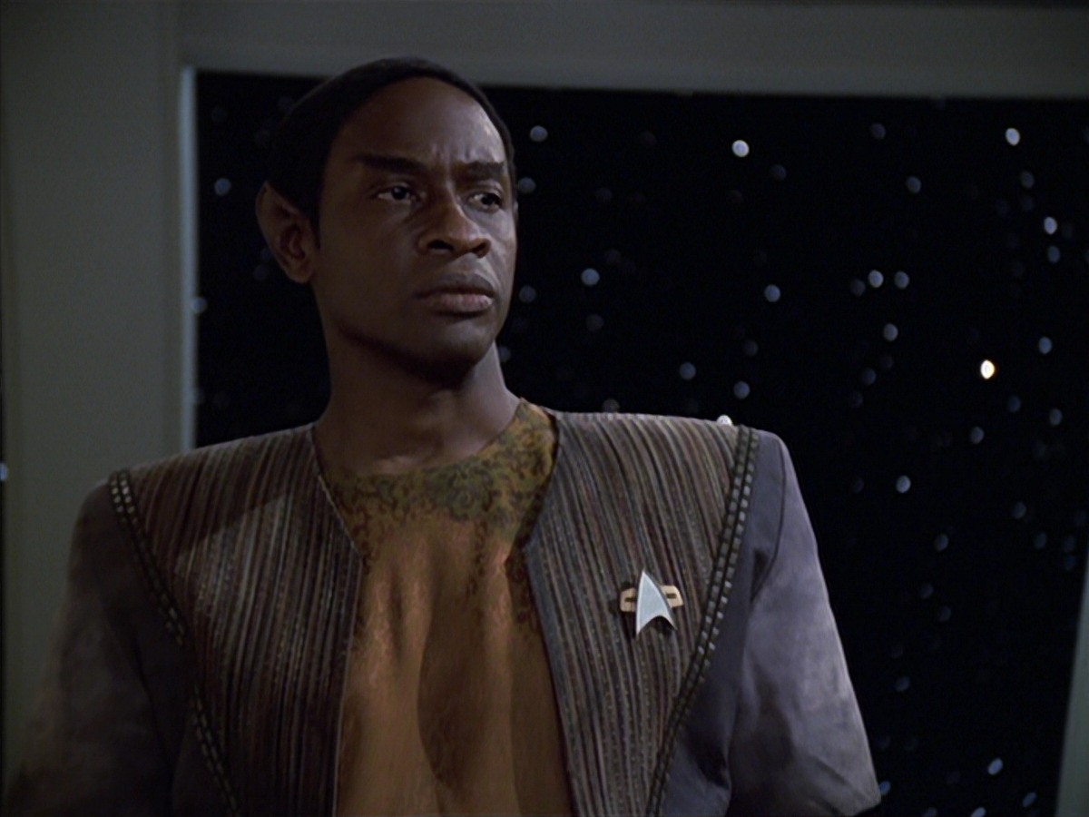 extant_StarTrek_VOY_7x04-Repression_3380.jpg
