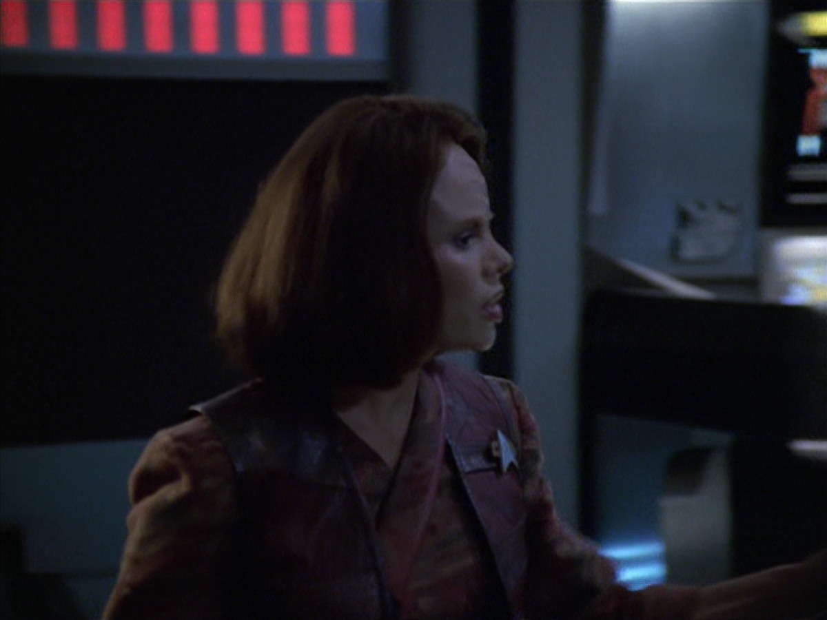 extant_StarTrek_VOY_7x04-Repression_3442.jpg