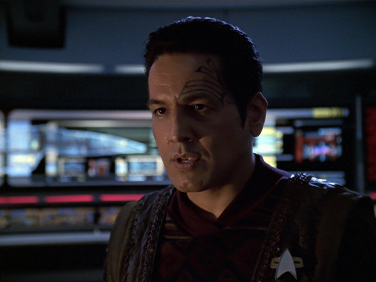 extant_StarTrek_VOY_7x04-Repression_3447.jpg