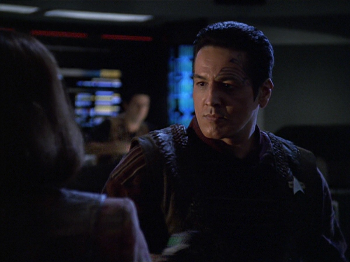 extant_StarTrek_VOY_7x04-Repression_3467.jpg