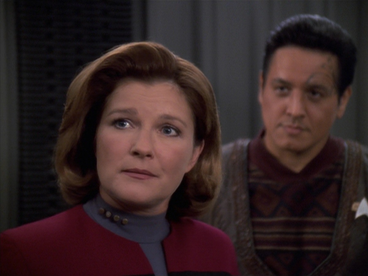 extant_StarTrek_VOY_7x04-Repression_3507.jpg