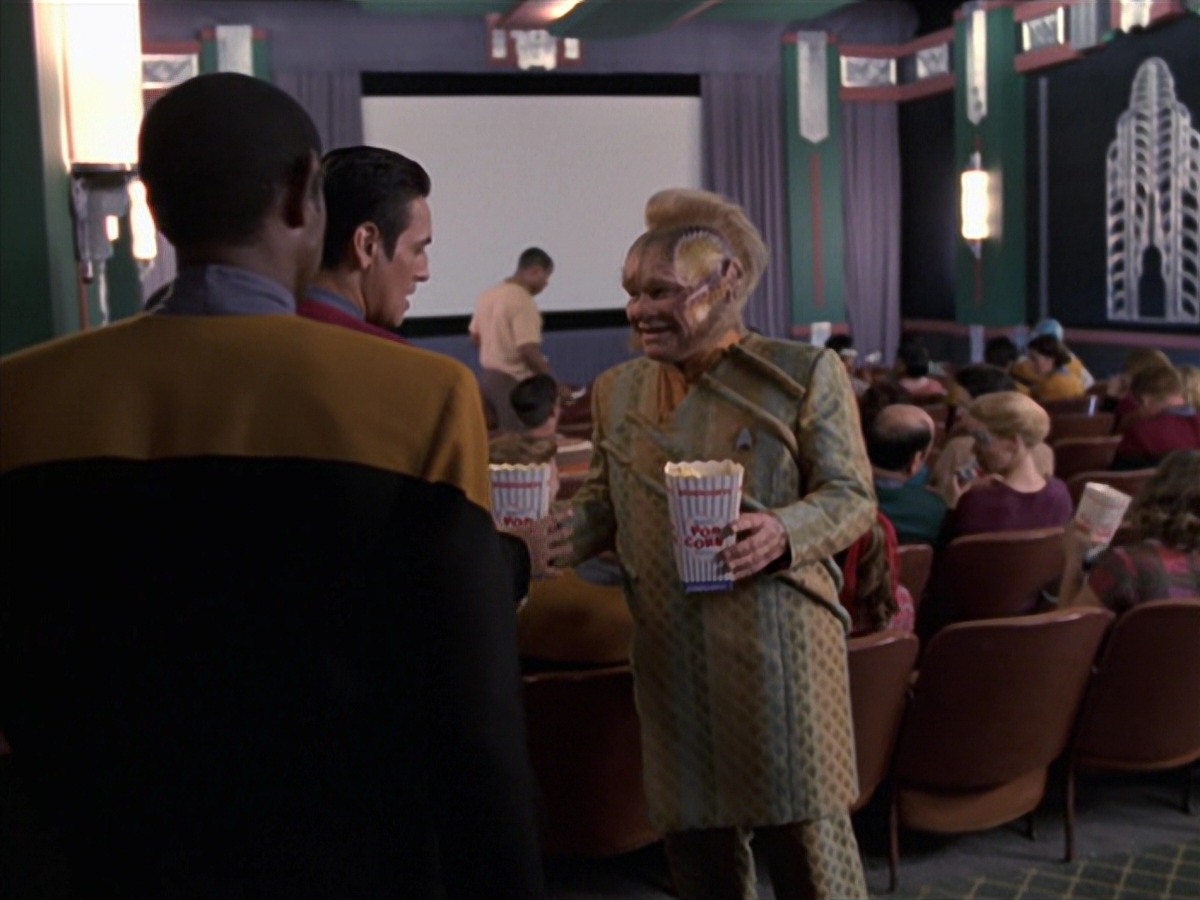 extant_StarTrek_VOY_7x04-Repression_3554.jpg
