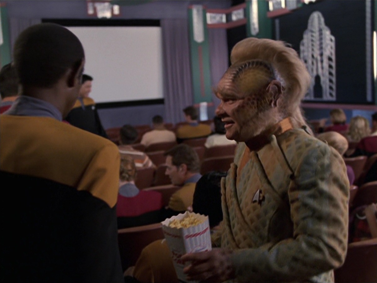 extant_StarTrek_VOY_7x04-Repression_3557.jpg