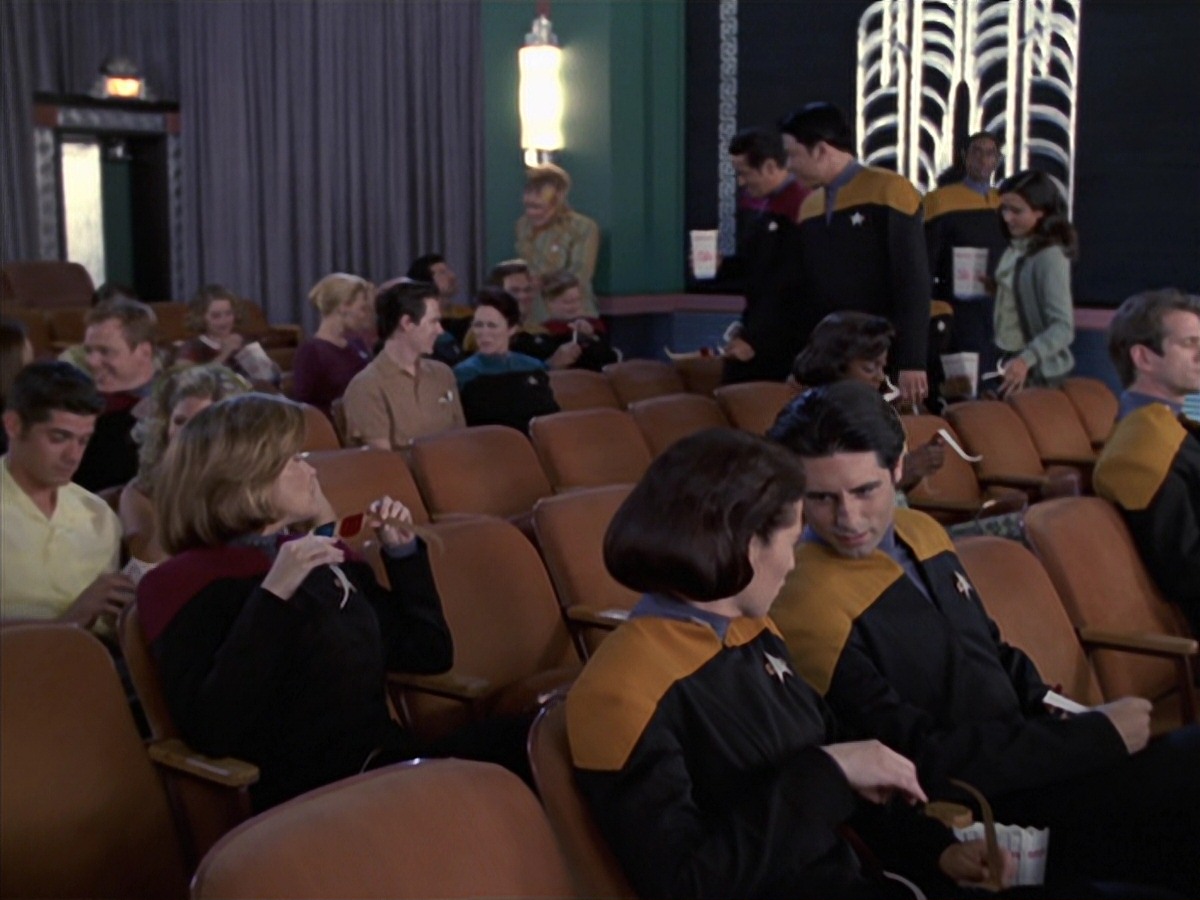 extant_StarTrek_VOY_7x04-Repression_3562.jpg