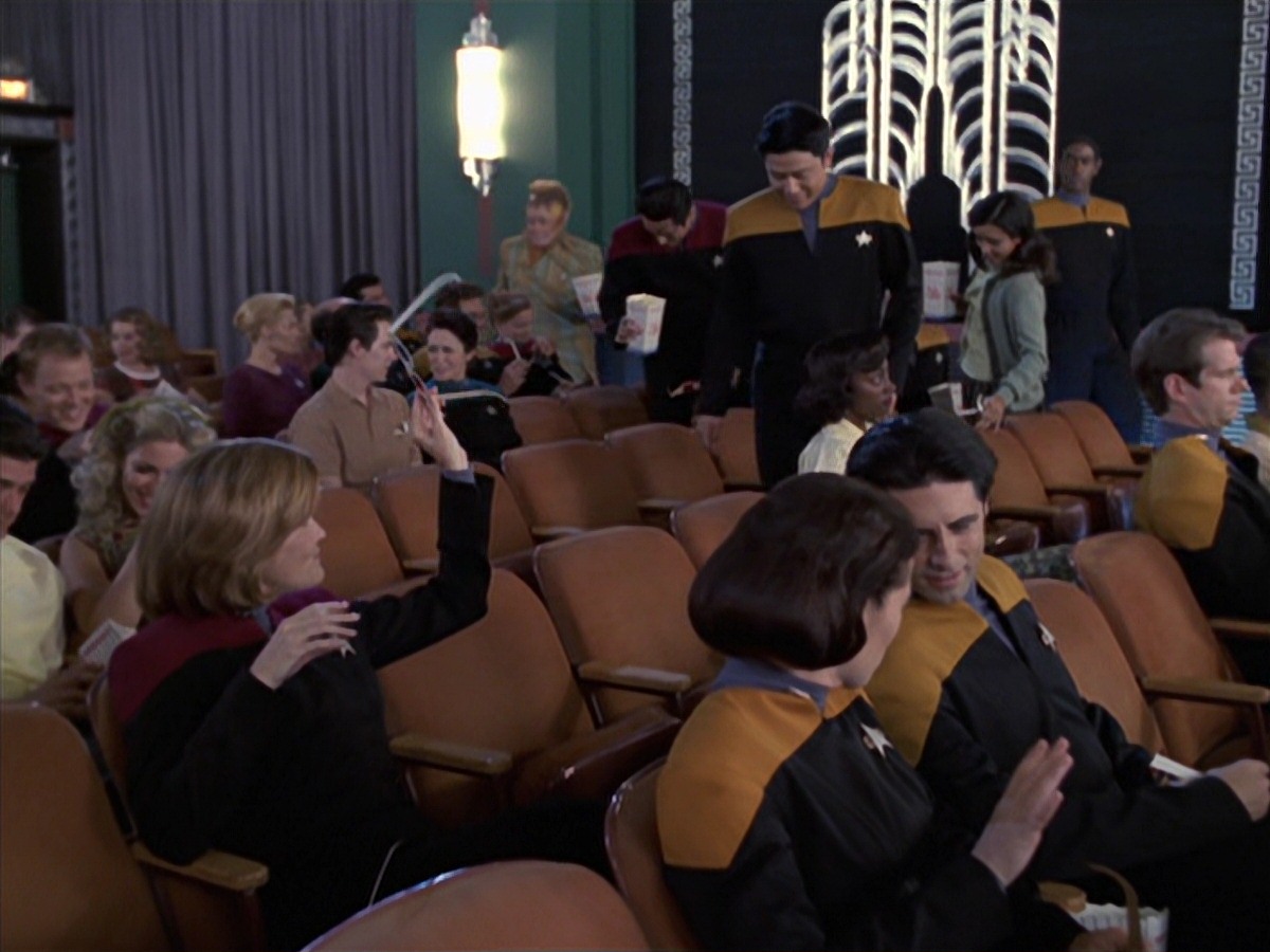 extant_StarTrek_VOY_7x04-Repression_3563.jpg