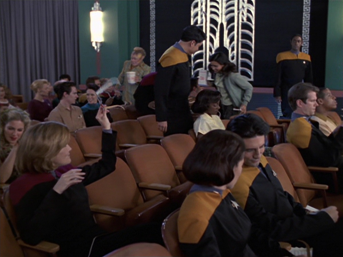 extant_StarTrek_VOY_7x04-Repression_3564.jpg