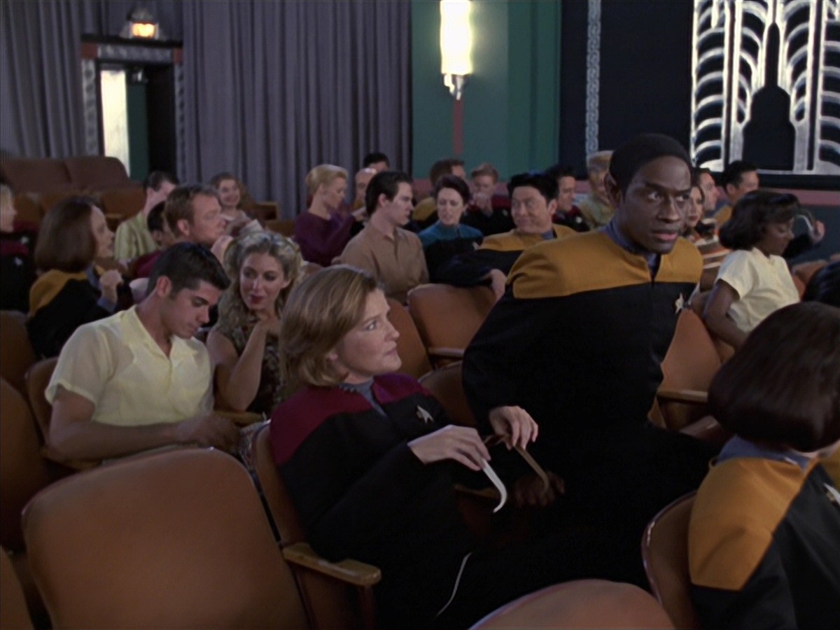extant_StarTrek_VOY_7x04-Repression_3574.jpg