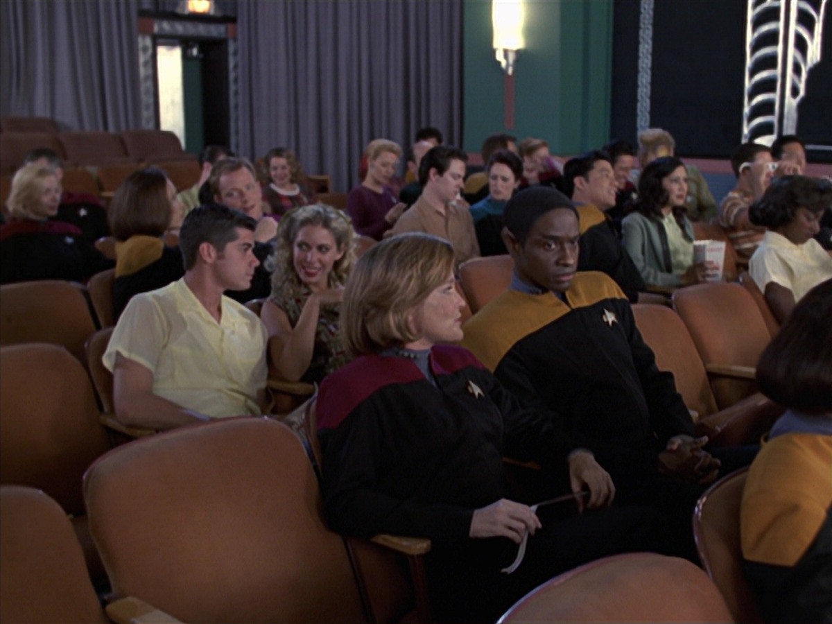 extant_StarTrek_VOY_7x04-Repression_3581.jpg
