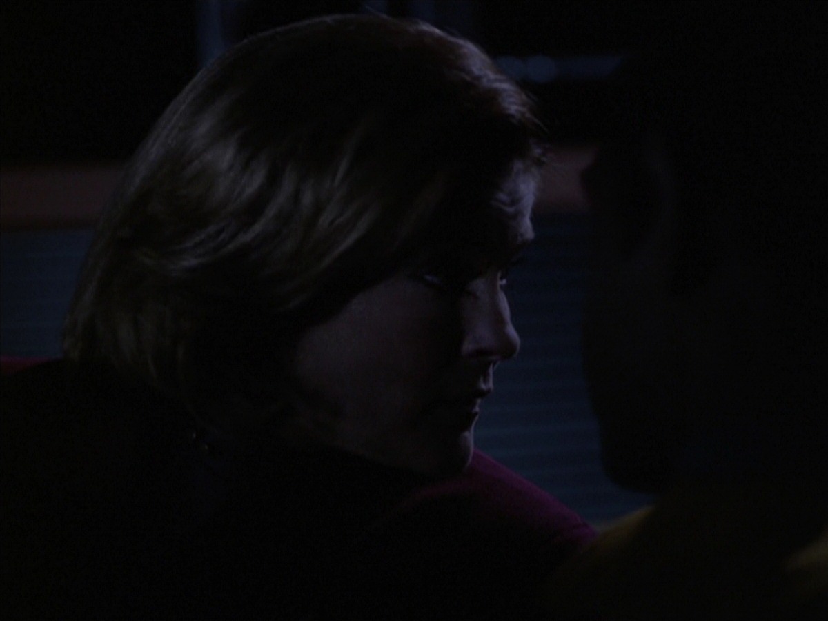 extant_StarTrek_VOY_7x04-Repression_3617.jpg