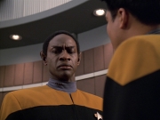 extant_StarTrek_VOY_7x04-Repression_1424.jpg