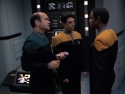 Filename=extant_StarTrek_VOY_7x04-Repression_1482.jpg
Filesize=144KiB
Dimensions=1200x900
Date added=Jan 13, 2020 extant_StarTrek_VOY_7x04-Repression_1482.jpg