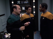 extant_StarTrek_VOY_7x04-Repression_1483.jpg