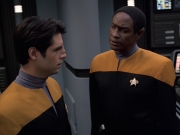 extant_StarTrek_VOY_7x04-Repression_1494.jpg