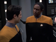 extant_StarTrek_VOY_7x04-Repression_1495.jpg