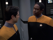 extant_StarTrek_VOY_7x04-Repression_1498.jpg