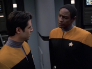 extant_StarTrek_VOY_7x04-Repression_1499.jpg