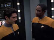 extant_StarTrek_VOY_7x04-Repression_1502.jpg