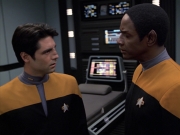 extant_StarTrek_VOY_7x04-Repression_1510.jpg