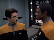 extant_StarTrek_VOY_7x04-Repression_1513.jpg