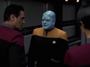 extant_StarTrek_VOY_7x04-Repression_1551.jpg