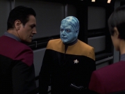 extant_StarTrek_VOY_7x04-Repression_1552.jpg