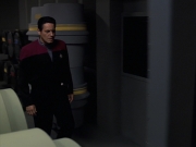 extant_StarTrek_VOY_7x04-Repression_1596.jpg