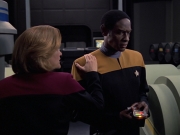 Filename=extant_StarTrek_VOY_7x04-Repression_1750.jpg
Filesize=137KiB
Dimensions=1200x900
Date added=Jan 13, 2020 extant_StarTrek_VOY_7x04-Repression_1750.jpg