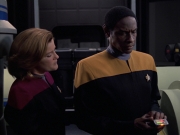 extant_StarTrek_VOY_7x04-Repression_1764.jpg